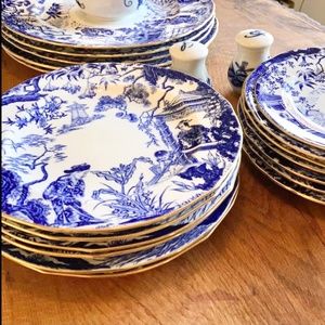 Royal Crown Derby Mikado Set